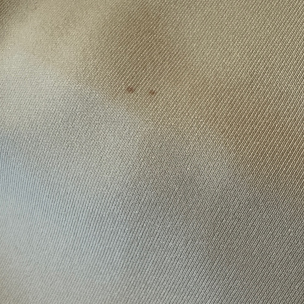 SKIMS shapewear bottoms - Picture 2 of 2